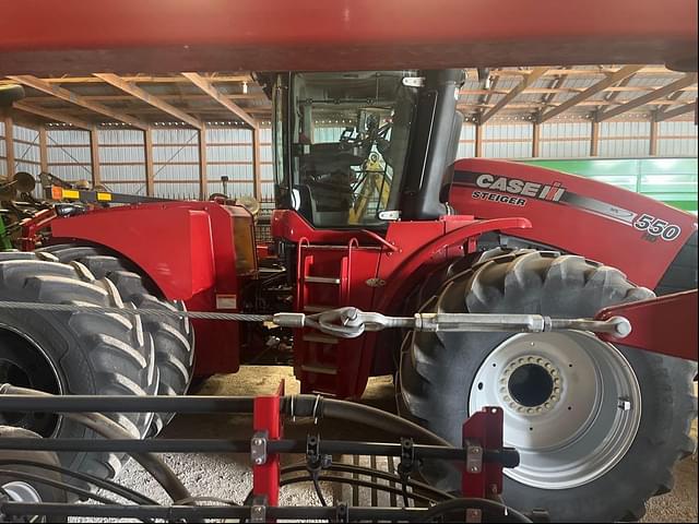 Image of Case IH Steiger 550 equipment image 1