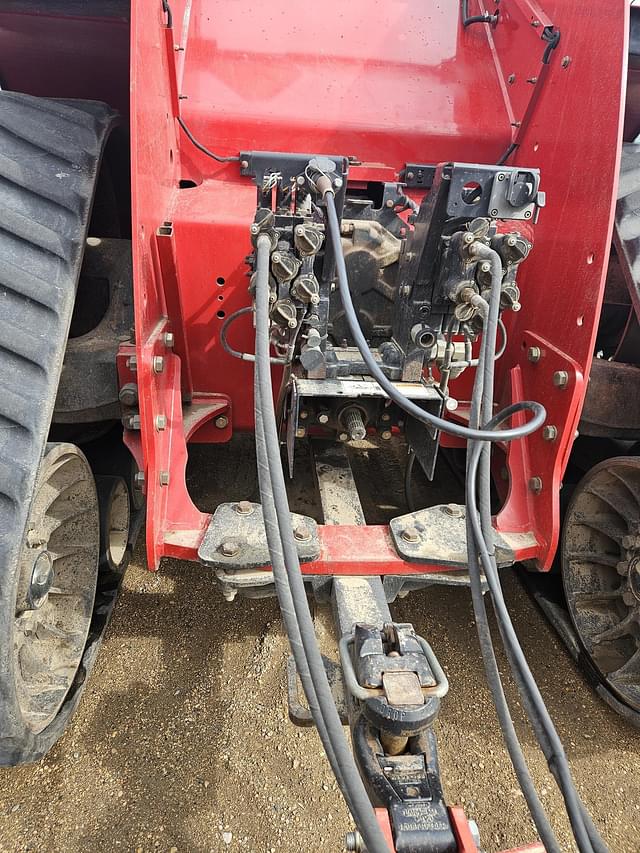 Image of Case IH Steiger 550 Quadtrac equipment image 4
