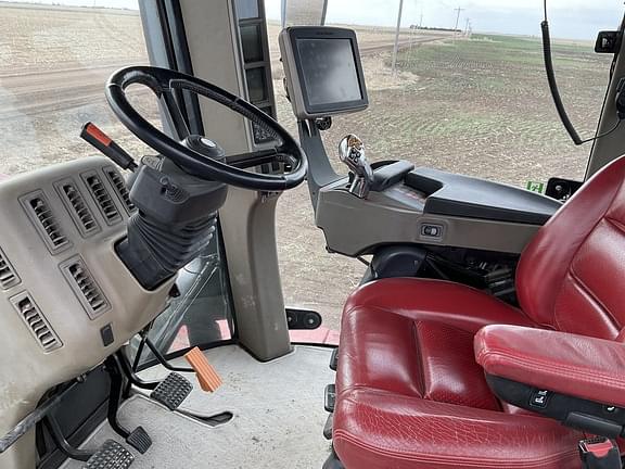 Image of Case IH Steiger 550 Quadtrac equipment image 3