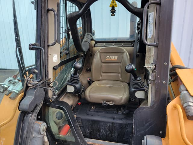 Image of Case SV300 equipment image 1