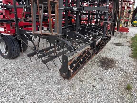 Image of Case IH Tigermate 200 equipment image 3