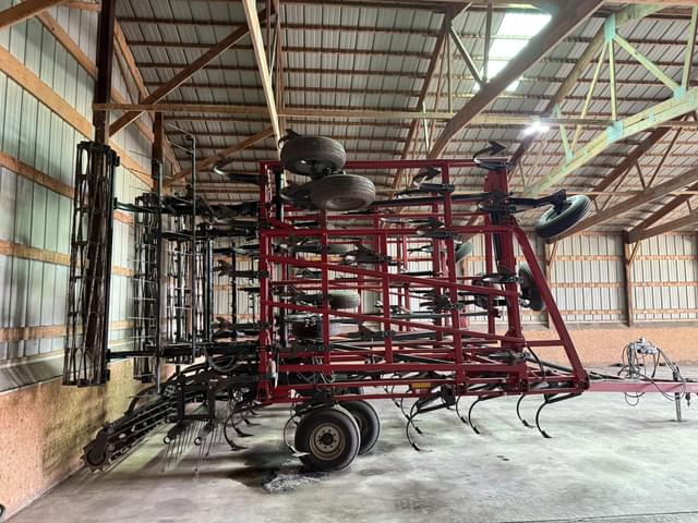 Image of Case IH Tigermate 200 equipment image 2