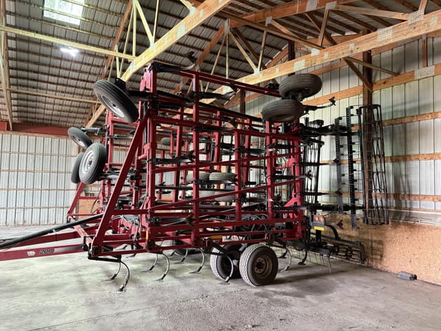 Image of Case IH Tigermate 200 equipment image 3