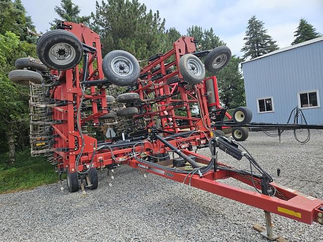 Image of Case IH Tigermate 200 equipment image 2