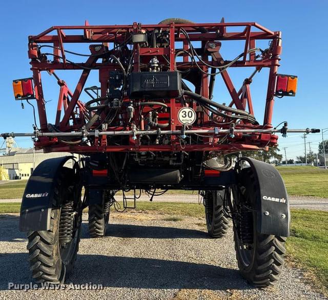 Image of Case IH 3330 Patriot equipment image 1