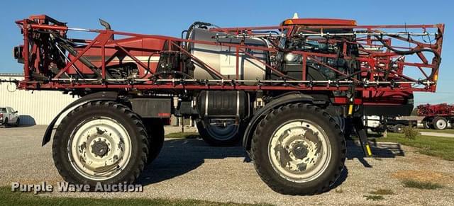 Image of Case IH 3330 Patriot equipment image 3