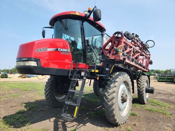 2013 Case IH Patriot 4430 Equipment Image0