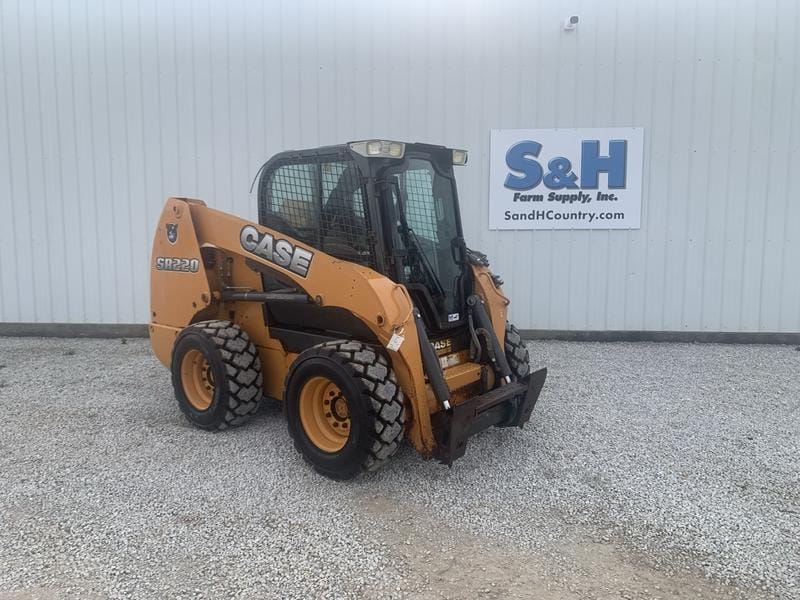 2013 Case SR220 Equipment Image0