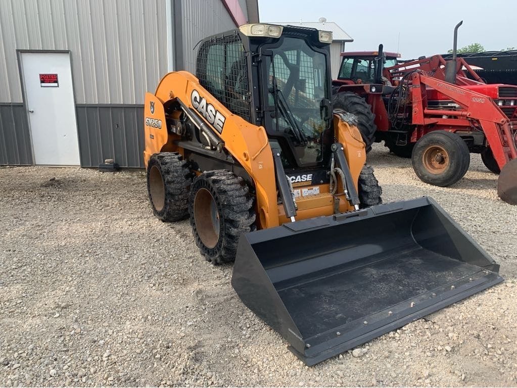 2013 Case SV250 Equipment Image0