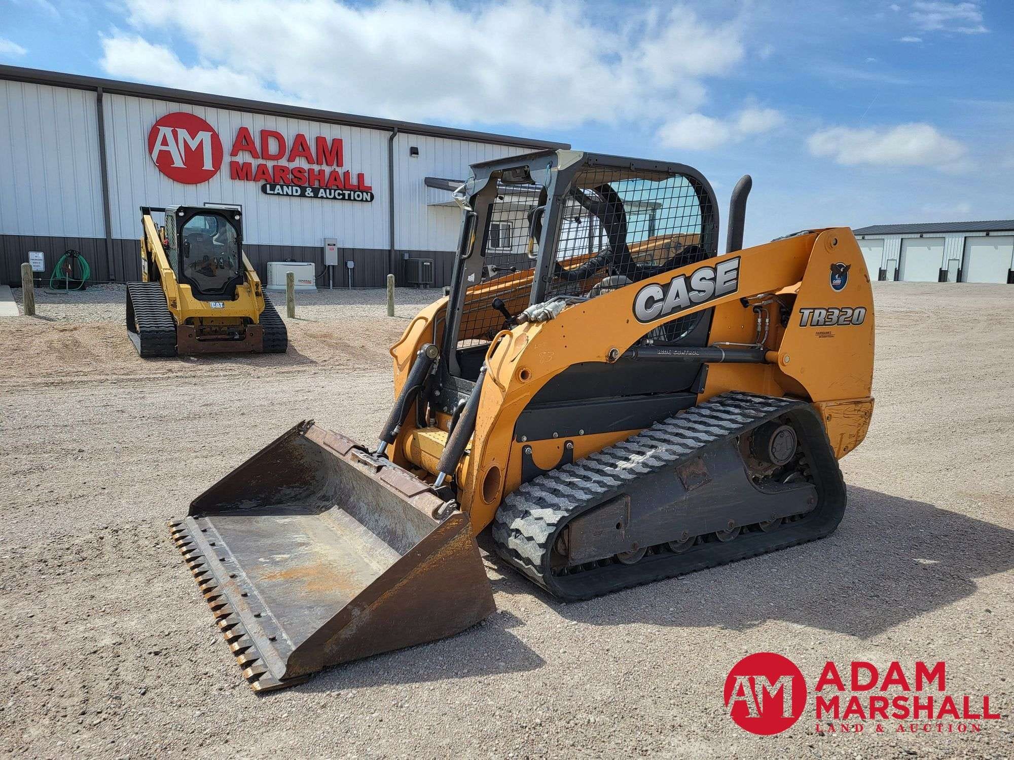 2013 Case TR320 Equipment Image0