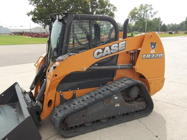 Image of Case TR320 equipment image 3