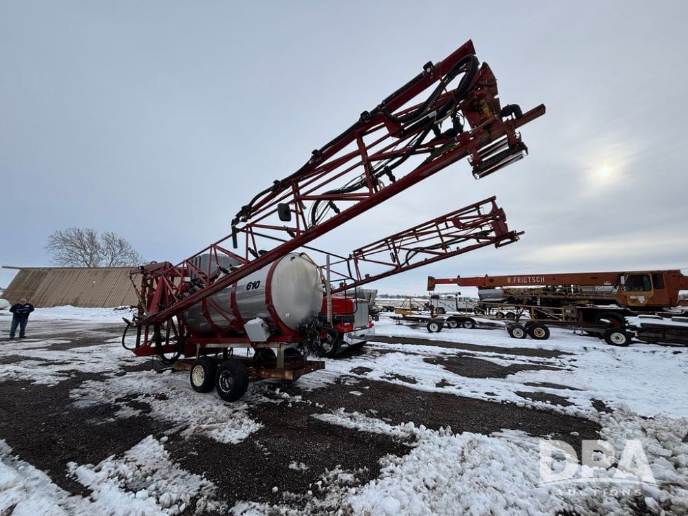 2013 Case IH 610 Equipment Image0