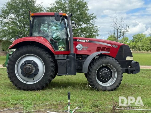 Image of Case IH Magnum 210 equipment image 3