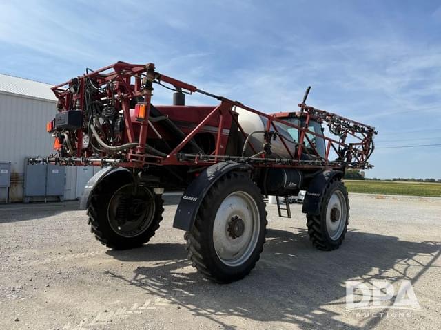 Image of Case IH 3330 Patriot equipment image 4