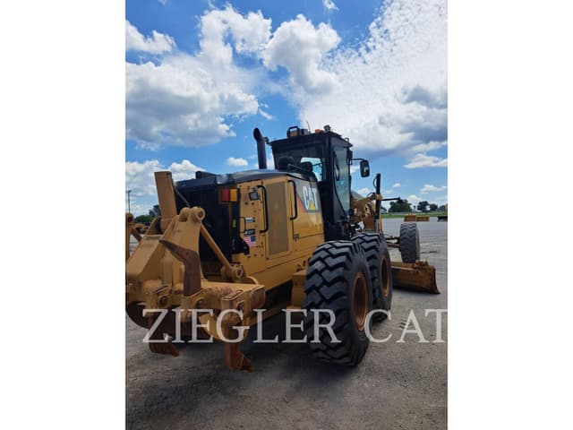 Image of Caterpillar 14M equipment image 2