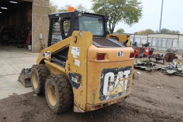 Image of Caterpillar 216B equipment image 3