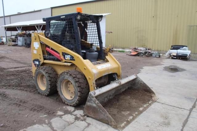 Image of Caterpillar 216B equipment image 1