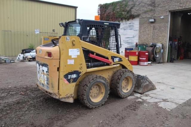 Image of Caterpillar 216B equipment image 2