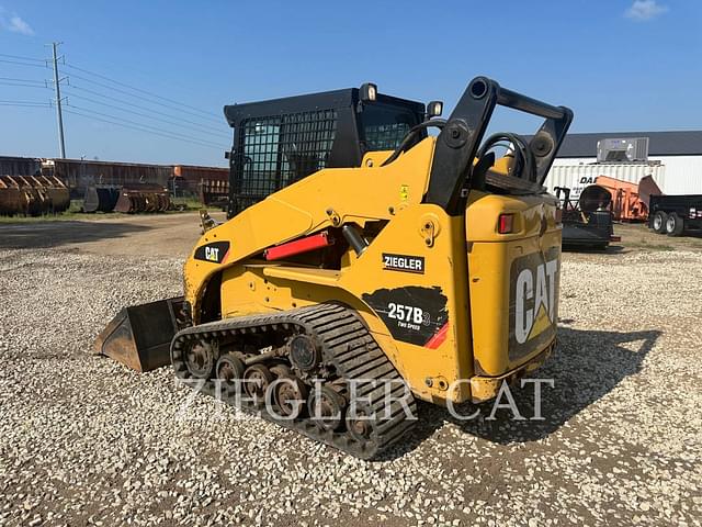 Image of Caterpillar 257B3 equipment image 3