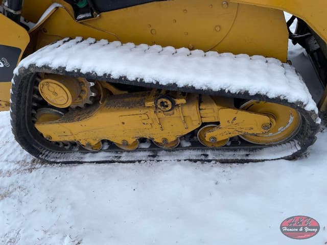 Image of Caterpillar 259B3 equipment image 4