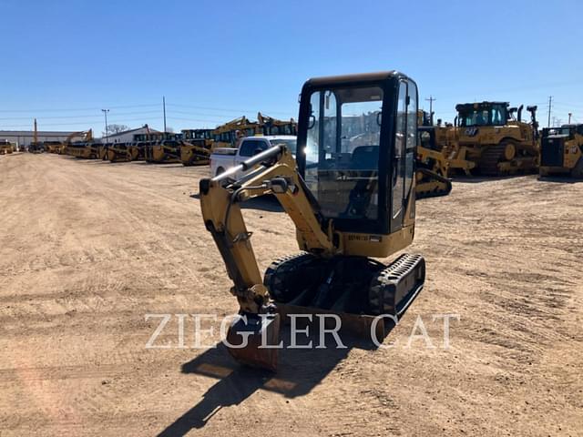 Image of Caterpillar 301.4C equipment image 2