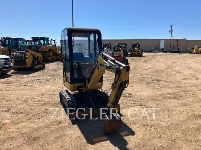 Image of Caterpillar 301.4C equipment image 3
