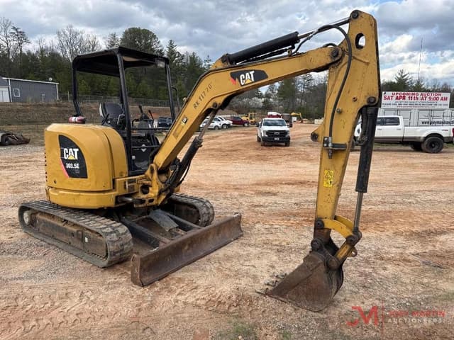 Image of Caterpillar 303.5E CR equipment image 2