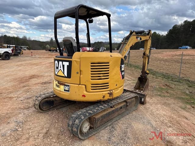 Image of Caterpillar 303.5E CR equipment image 3