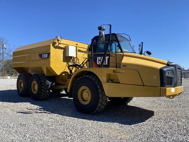 Image of Caterpillar 735B equipment image 3