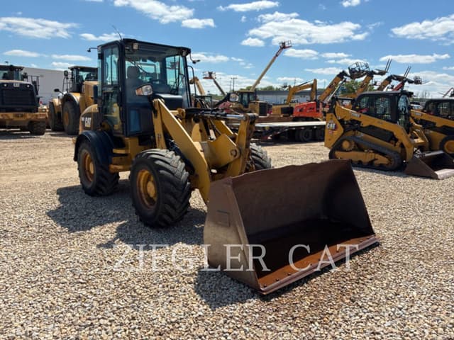 Image of Caterpillar 908H2 equipment image 1