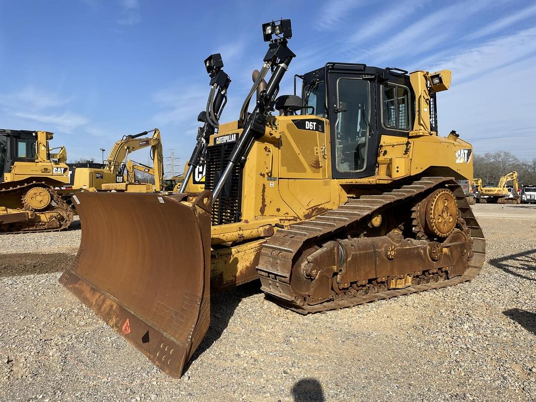 Image of Caterpillar D6T XL Primary image