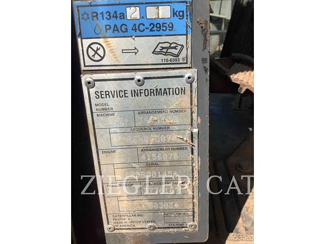 Image of Caterpillar D9T equipment image 3