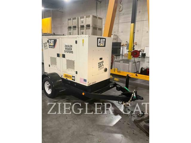Image of Caterpillar XQ30 equipment image 3