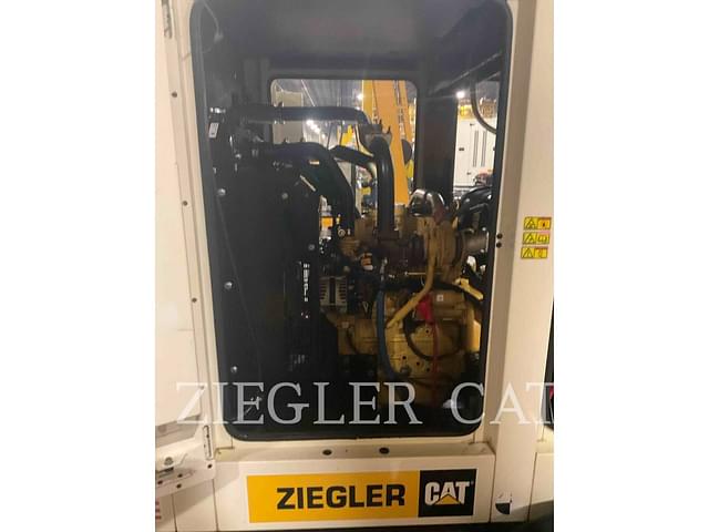 Image of Caterpillar XQ30 equipment image 4