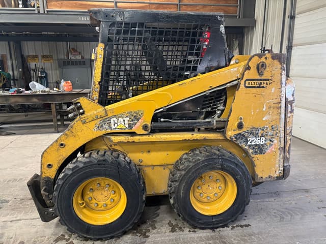 Image of Caterpillar 226B3 equipment image 1