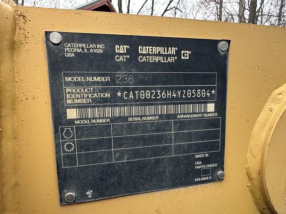 Image of Caterpillar 236 equipment image 1