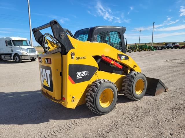 Image of Caterpillar 262C2 equipment image 2