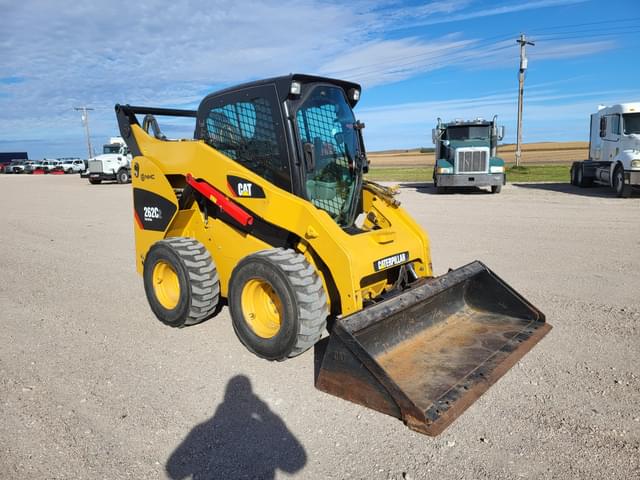 Image of Caterpillar 262C2 equipment image 1