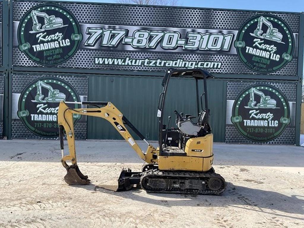 2013 Caterpillar 301.7D CR Equipment Image0