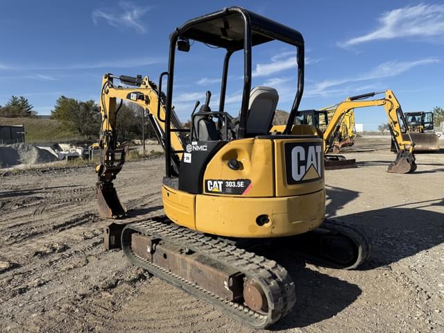Image of Caterpillar 303.5E CR equipment image 3