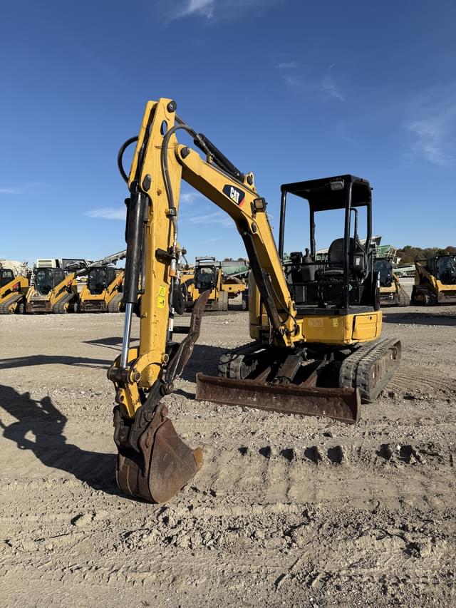 Image of Caterpillar 303.5E CR equipment image 2