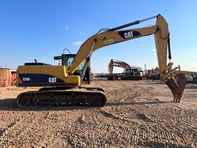 Image of Caterpillar 320DL equipment image 3