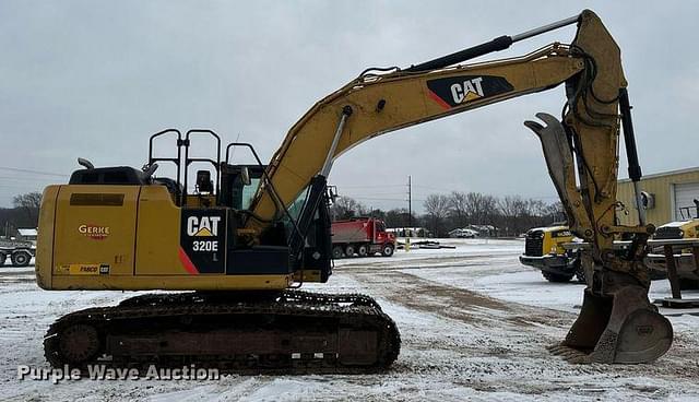 Image of Caterpillar 320E equipment image 3