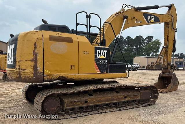 Image of Caterpillar 320EL equipment image 4