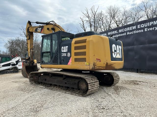 Image of Caterpillar 320EL equipment image 1