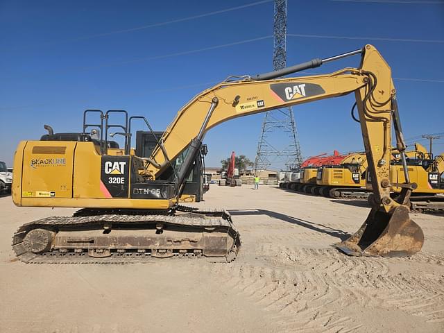 Image of Caterpillar 320EL equipment image 3