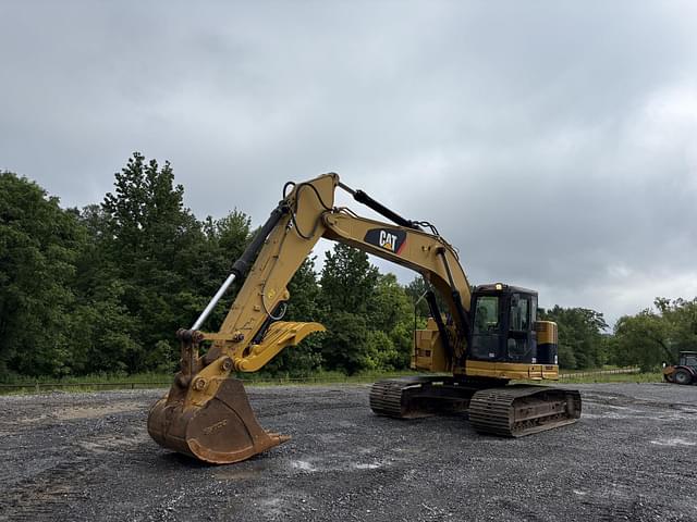 Image of Caterpillar 321D LCR equipment image 1