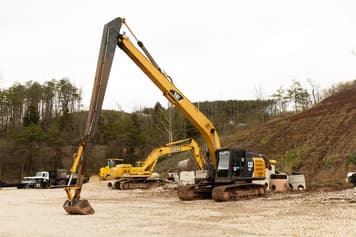 Main image Caterpillar 324E