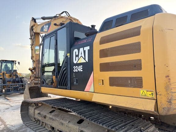 Image of Caterpillar 324EL equipment image 1