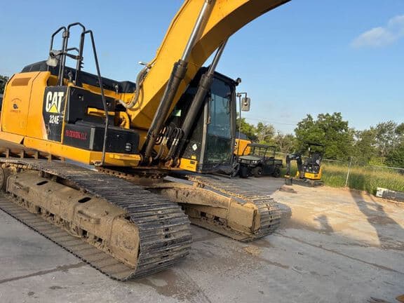 Image of Caterpillar 324EL equipment image 3